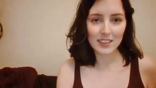 girl_snowwhite cute fucks herself