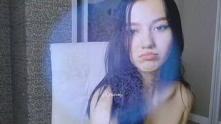 molly_rosso Cute posing in fries