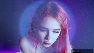 LilyRogers  sexually jerking pussy