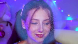 GloriaElmers Loud bitch hammering pussy with phallus