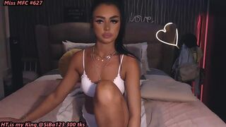 morrenna Cute girls fuck sex toy