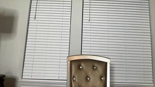 giaislovely Sexy ladies teasing shaved pussies