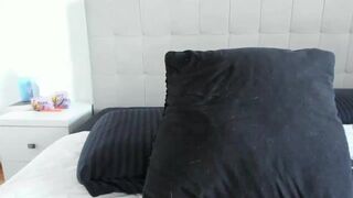 sashalopez Appetizing bitch fingering sex machine