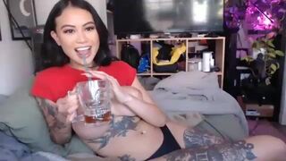 prettyx0kat most recent record April-10-2022