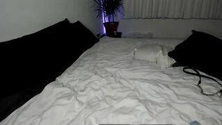 aryabella Busty slut gently wrestles pussy