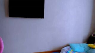 amelya_ Cute shlendra caresses beautiful tits