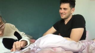 blondebarbieandken chaturbate  enjoying kuni