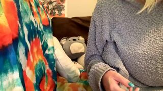 babybimboxo chaturbate Busty maiden posing in stockings