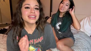 Bella aka bansheebel onlyfans cute busty bitch fingering