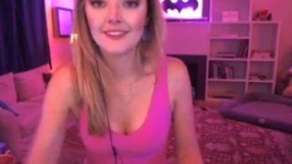 talkyurtytome exquisite bitch pulls pussy