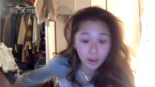 silverbbaby91 shy chick caresses big tits