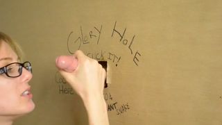Chezza Luna Gloryhole Handy