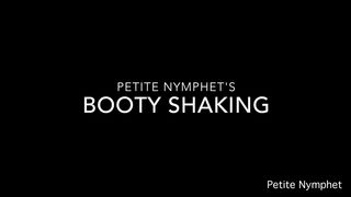 Petite Nymphet booty shaking