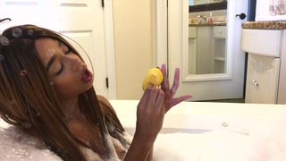 Noah Bensi  Rub HER Duckie