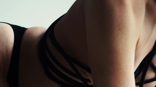 Cyncyncyn Tied Up Sunny Strip