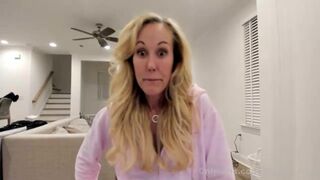 Brandi Love aka brandi_love onlyfans wonderful babe swagger with sex toys