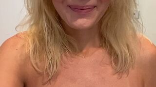 Arabella De Rose aka Hotwife aka arabelladerose onlyfans dark haired doll gently pulls pussy