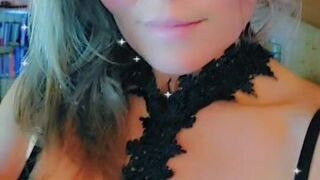 Liliana aka wildtequilla onlyfans skinny girl posing nude