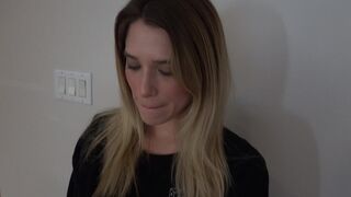 Zoe aka canbebought onlyfans seductive babe masturbates shaved cunt