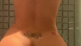 sophieselfies onlyfans in just one bra found her long friend and immediately decided to use it-