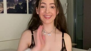 Elisa aka elisa_aline onlyfans amazing shlendra pulls vaginal opening