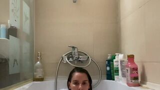 Laylaaleon aka LaylaaLeonXXX onlyfans naughty babe dancing striptease