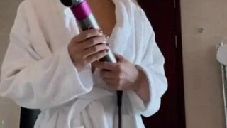 Sophmoreschoolgirl aka sophmoresluut onlyfans busty beauty demonstrates tattooed body