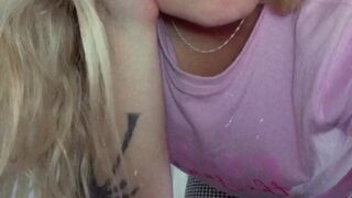 Saray Barely aka saraayrobles onlyfans dirty bitch has fun with her friend