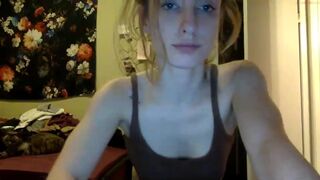 littlemargot chaturbate sexy slut gently masturbates cunt