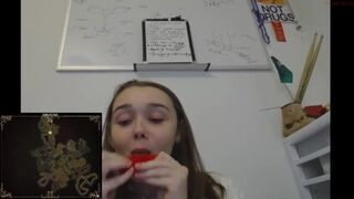 nomieturtles69 chaturbate charming bitch caresses shaved cunt