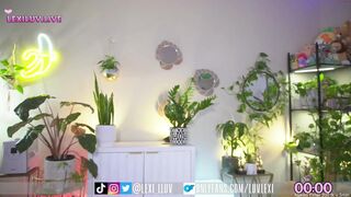 lexi_luv chaturbate naughty babe excites with her body