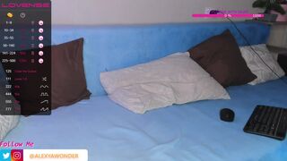 a1exyawonder chaturbate blissful curvy squeezes vagina