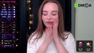 ninellflower chaturbate black-haired handjob lying on the couch