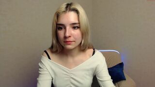 sofiblang chaturbate sweet chick fingers herself