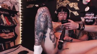caroline_x_princess sexy slut exhausting the cap with masturbation