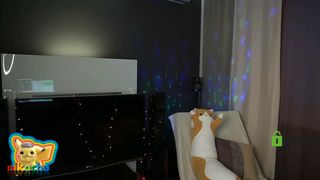 nika_lodge stunning slut dabbles with dildo