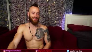 missmegansky busty blonde gently masturbates cunt