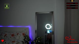 elibee sexy babe dancing striptease