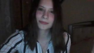 unknow_gir1 cheeky beauty