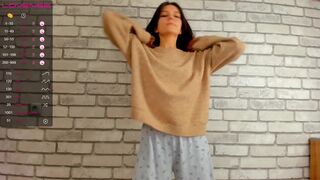 carolynjacquelins chaturbate 16-october-22 year camshow record