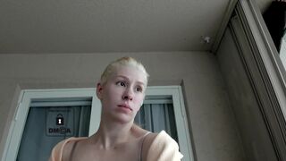 meggieshy 17-october-22 year on-stream webcam