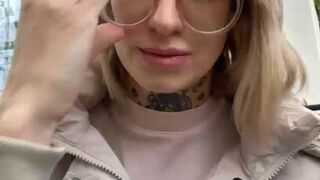 SarahLust december-21-2022 webcam