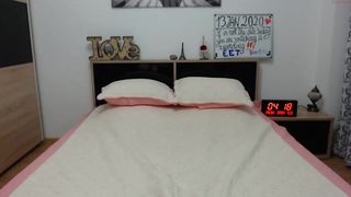 sexysweet_daniela beauty close fingers clit