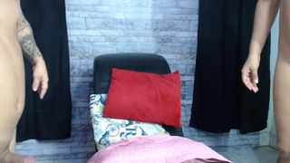 PuppyPlay трахает себя за бабло