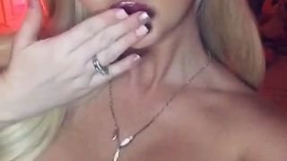 VictoriaJune69 sexy nipple