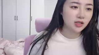 qiqibaby7777 stripchat december-4-2022 nude