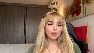 alirawrz stripchat december-25-2022 HD