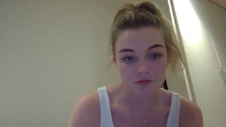 redroseldn chaturbate december-18-2022 HD