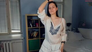 youne_and_beautiful chaturbate pvt record april-6-2023 camrecord