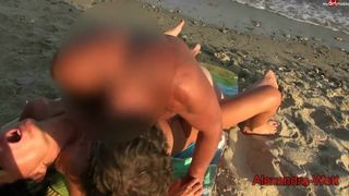 Alexandra-Wett - секс на пляже [домашнее частное порно milf sex porno]